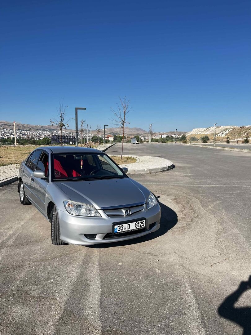 Sahibinden Honda Civic 1.6i VTEC LS Elegance 2005 Model Elazığ 269.000 km Gri 1
