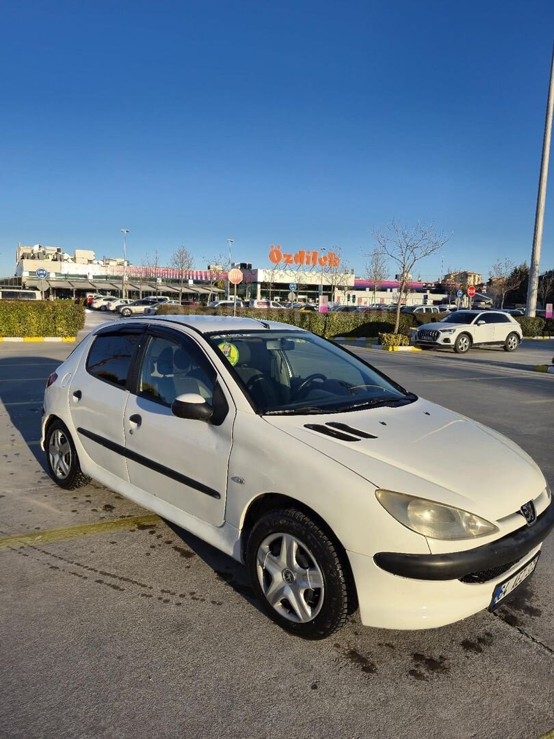 Sahibinden Peugeot 206 1.4 X-Design 2006 Model Uşak 240.000 km Beyaz 7