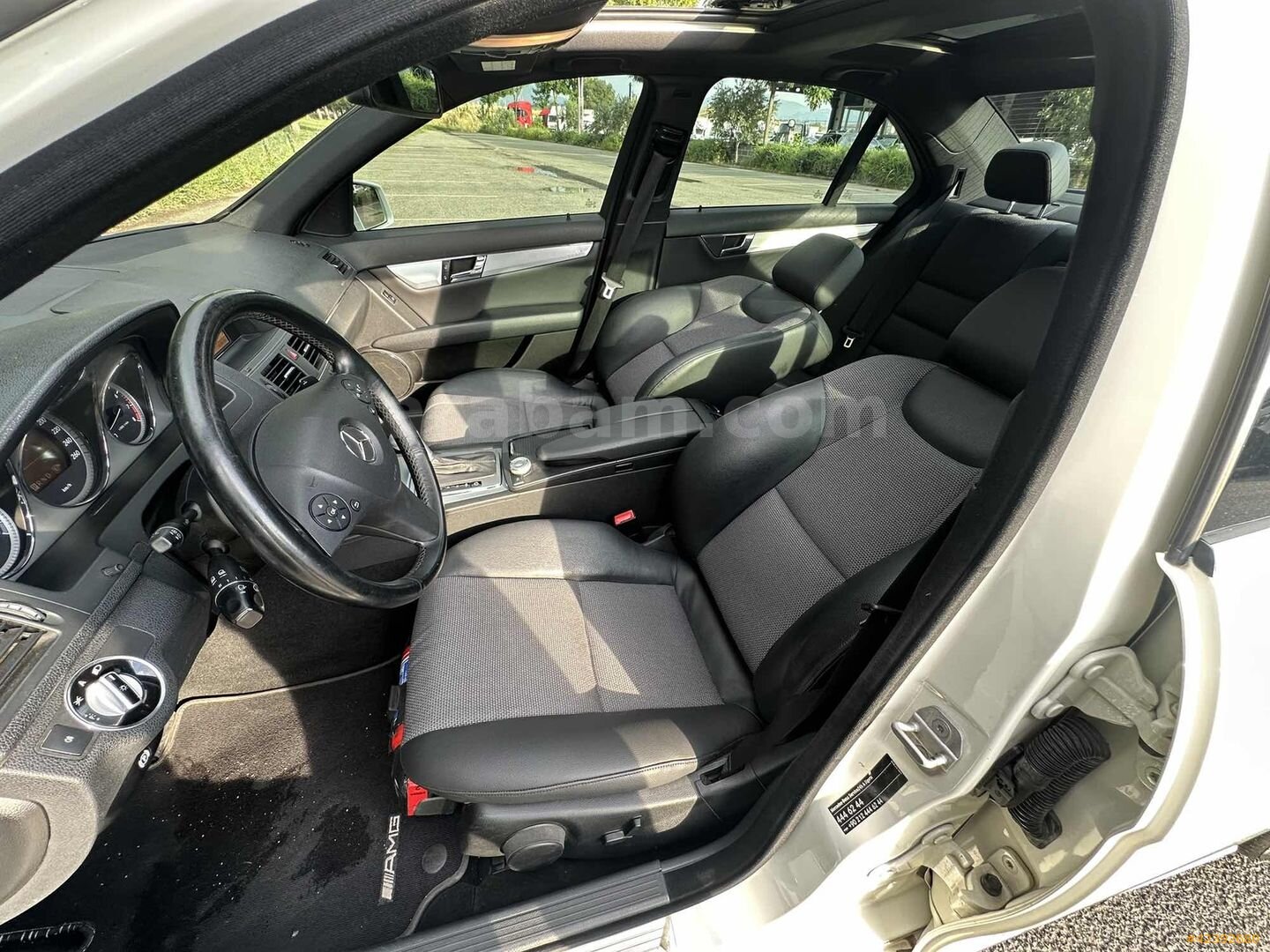 Galeriden Mercedes - Benz C 180 Kompressor BlueEfficiency AMG 2011 Model Denizli 160.000 km Beyaz 6