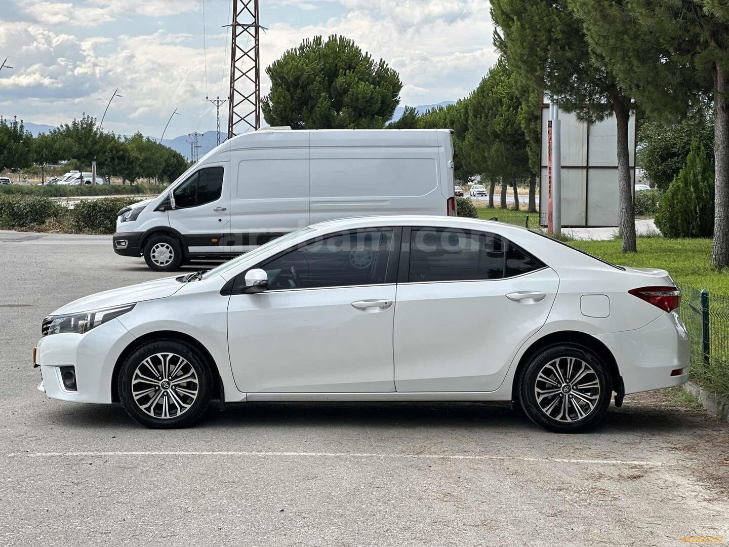 Galeriden Toyota Corolla 1.4 D-4D Touch 2015 Model Denizli 215.000 km Beyaz 7