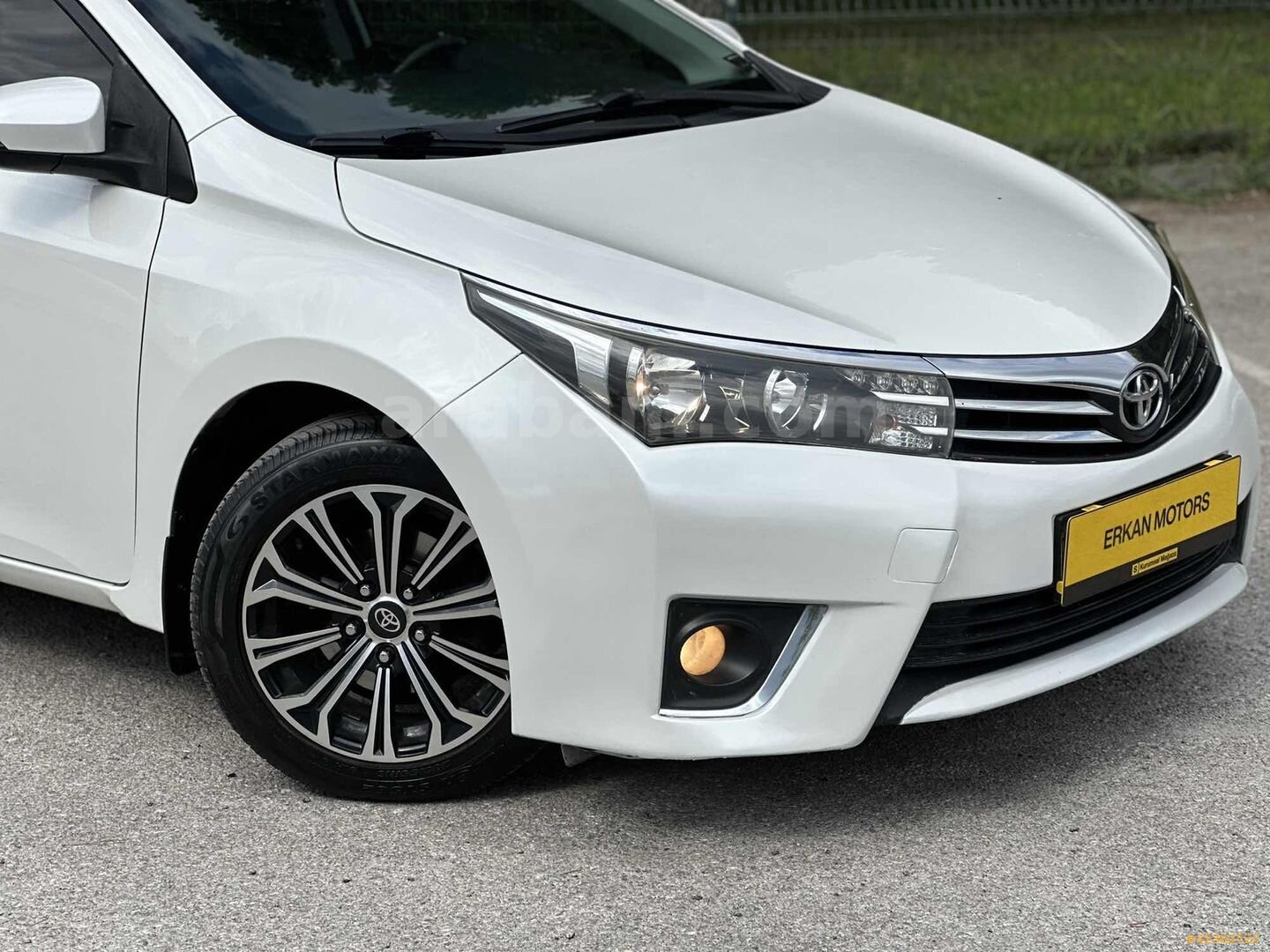 Galeriden Toyota Corolla 1.4 D-4D Touch 2015 Model Denizli 215.000 km Beyaz 4