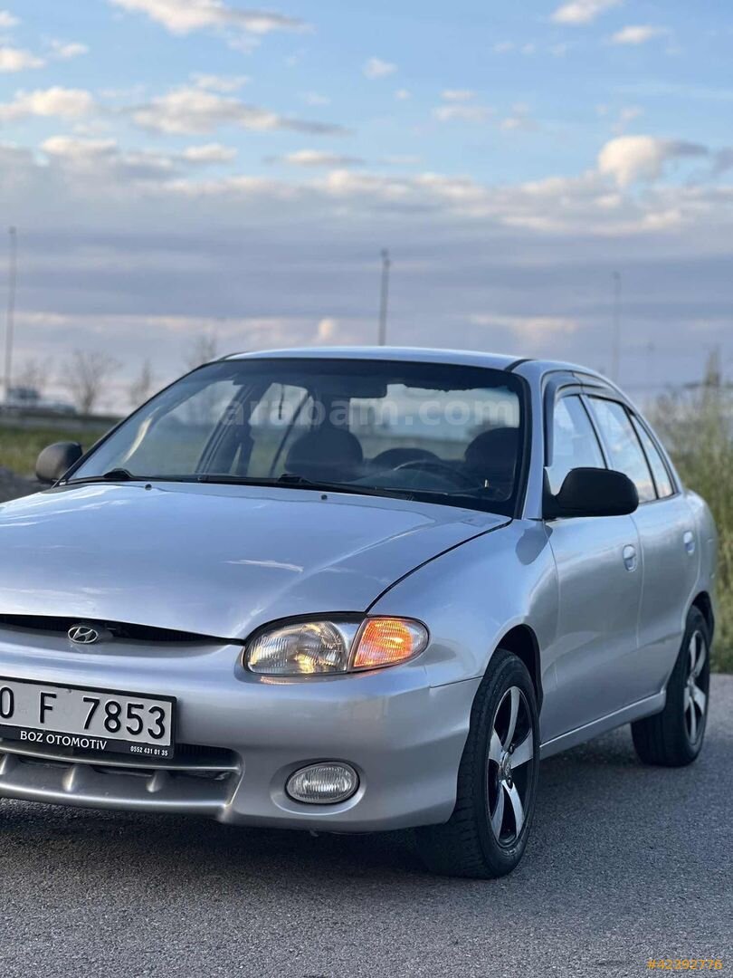 Galeriden Hyundai Accent 1.3 LS 1997 Model İzmir 310.000 km Gri 4