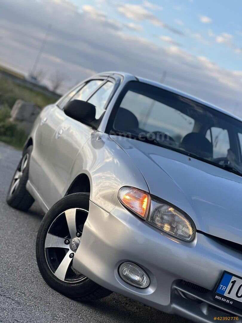 Galeriden Hyundai Accent 1.3 LS 1997 Model İzmir 310.000 km Gri 6