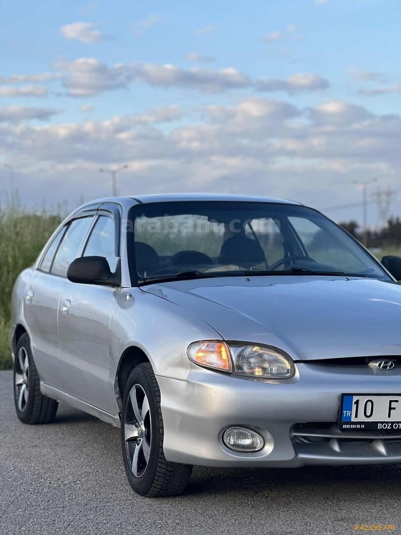 Galeriden Hyundai Accent 1.3 LS 1997 Model İzmir 310.000 km Gri 3