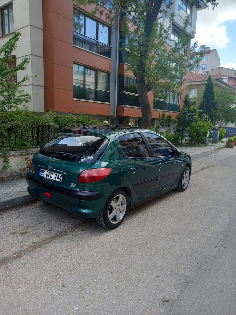 Sahibinden Peugeot 206 1.6 Roland Garros 2001 Model Eskişehir 252.000 km Yeşil (metalik) 2