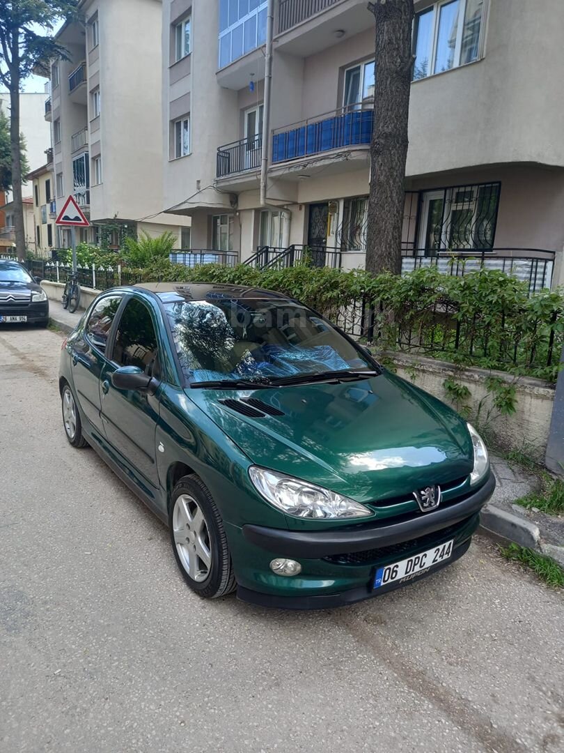 Sahibinden Peugeot 206 1.6 Roland Garros 2001 Model Eskişehir 252.000 km Yeşil (metalik) 1