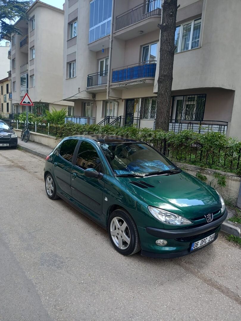 Sahibinden Peugeot 206 1.6 Roland Garros 2001 Model Eskişehir 252.000 km Yeşil (metalik) 5
