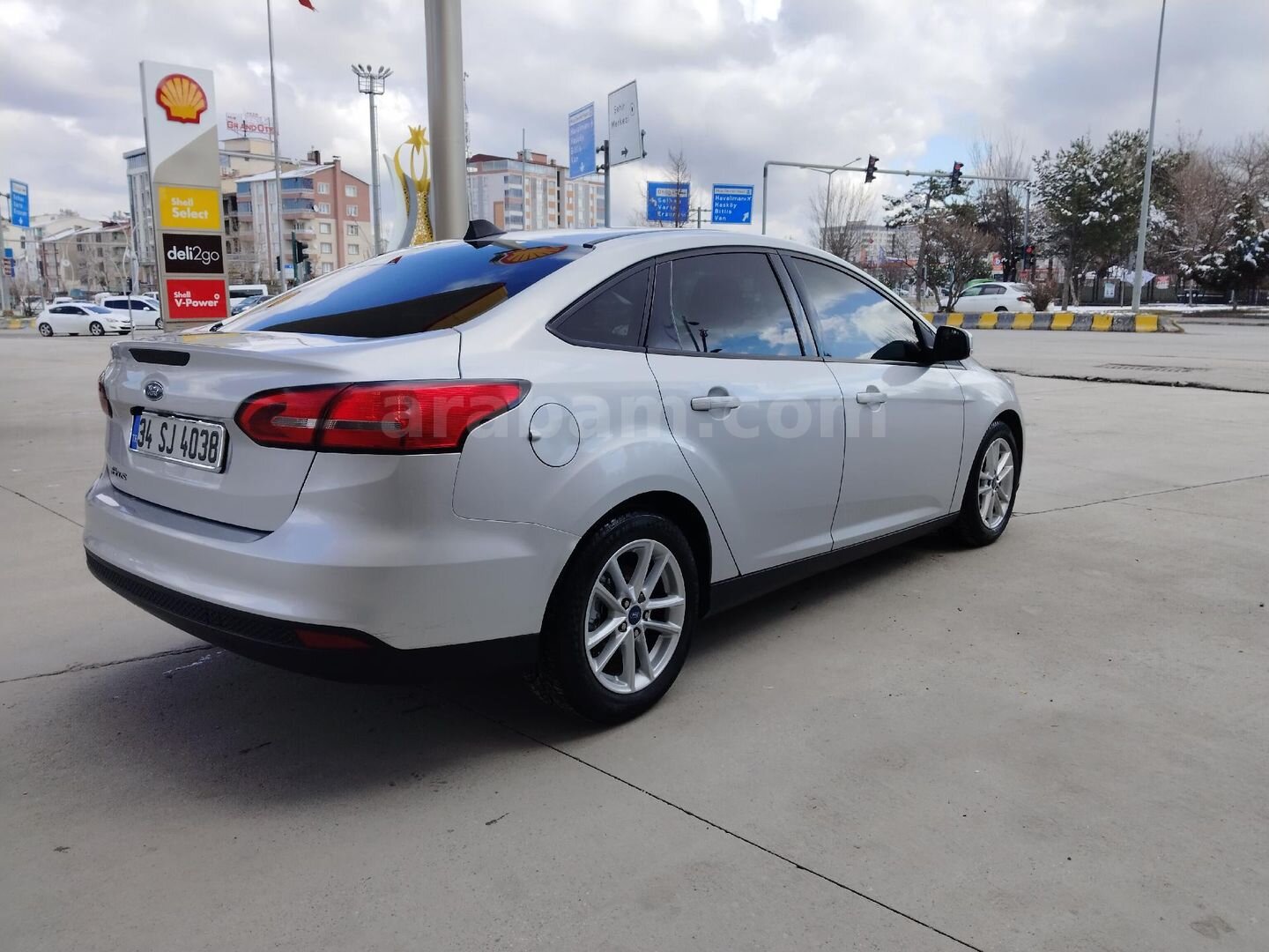 Sahibinden Ford Focus 1.6 TDCi Trend X 2016 Model Bitlis 2.005.000 km Gri (Gümüş) 3