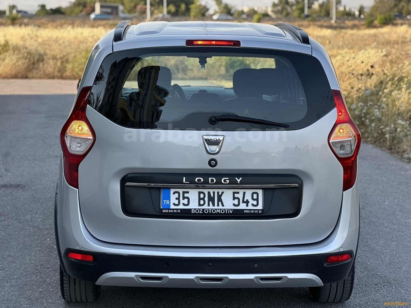 Galeriden Dacia Lodgy 1.5 dCi Stepway 2018 Model İzmir 139.000 km Gri 6