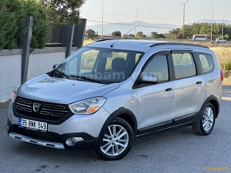 Galeriden Dacia Lodgy 1.5 dCi Stepway 2018 Model İzmir 139.000 km Gri