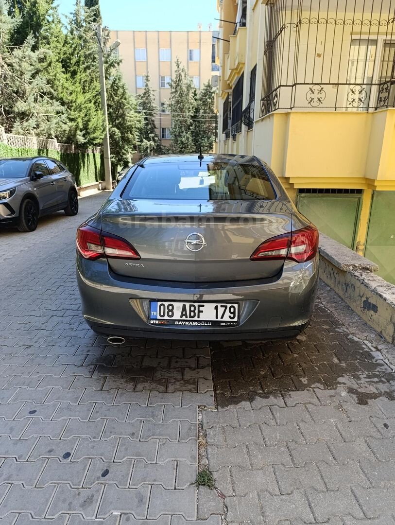 Sahibinden Opel Astra 1.4 T Edition Plus 2020 Model Kilis 96.250 km Gri 5