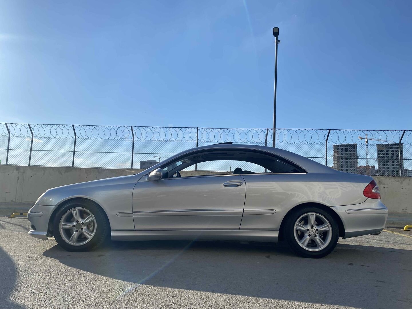 Sahibinden Mercedes - Benz CLK 200 Kompressor Avantgarde 2005 Model Ankara 407.000 km Gri 2