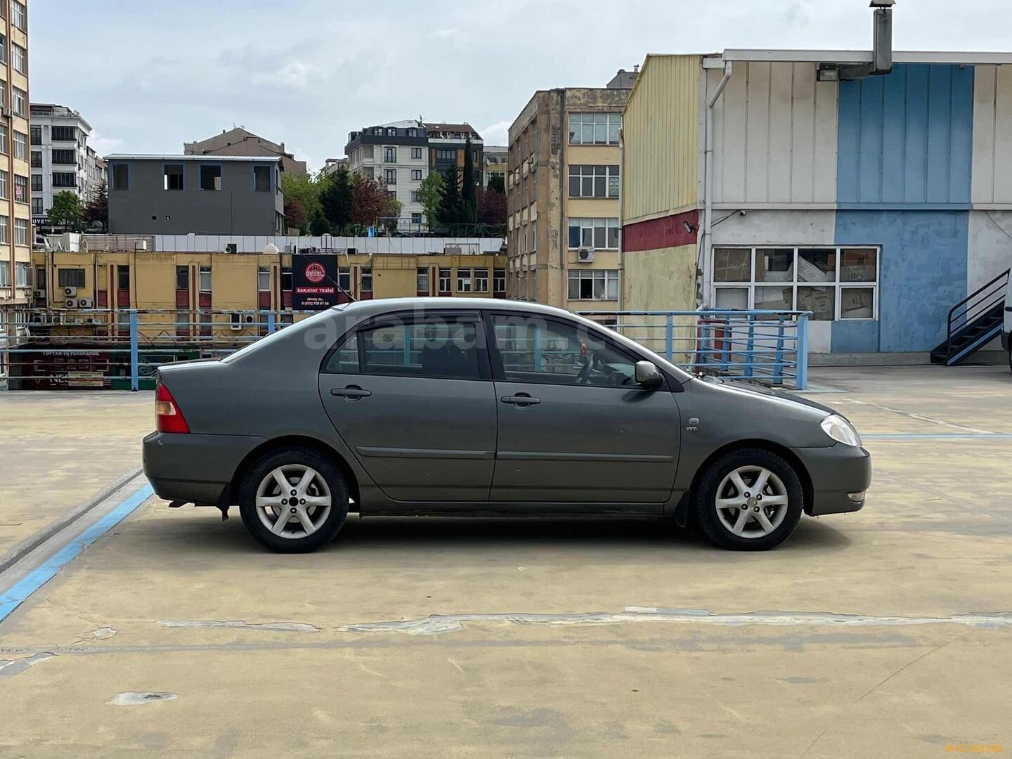Galeriden Toyota Corolla 1.6 Sol 2004 Model İstanbul 240.000 km Füme 7