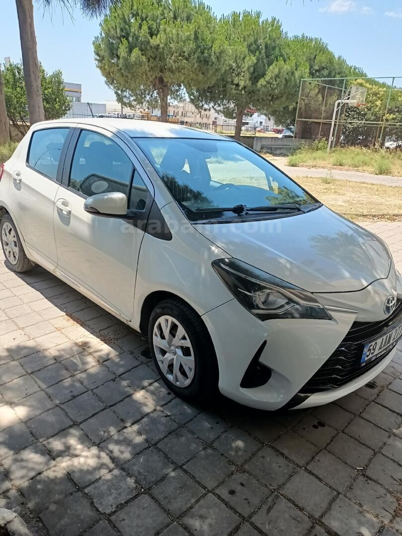 Sahibinden Toyota Yaris 1.5 Hybrid Cool 2018 Model Aydın 199.500 km Beyaz 2