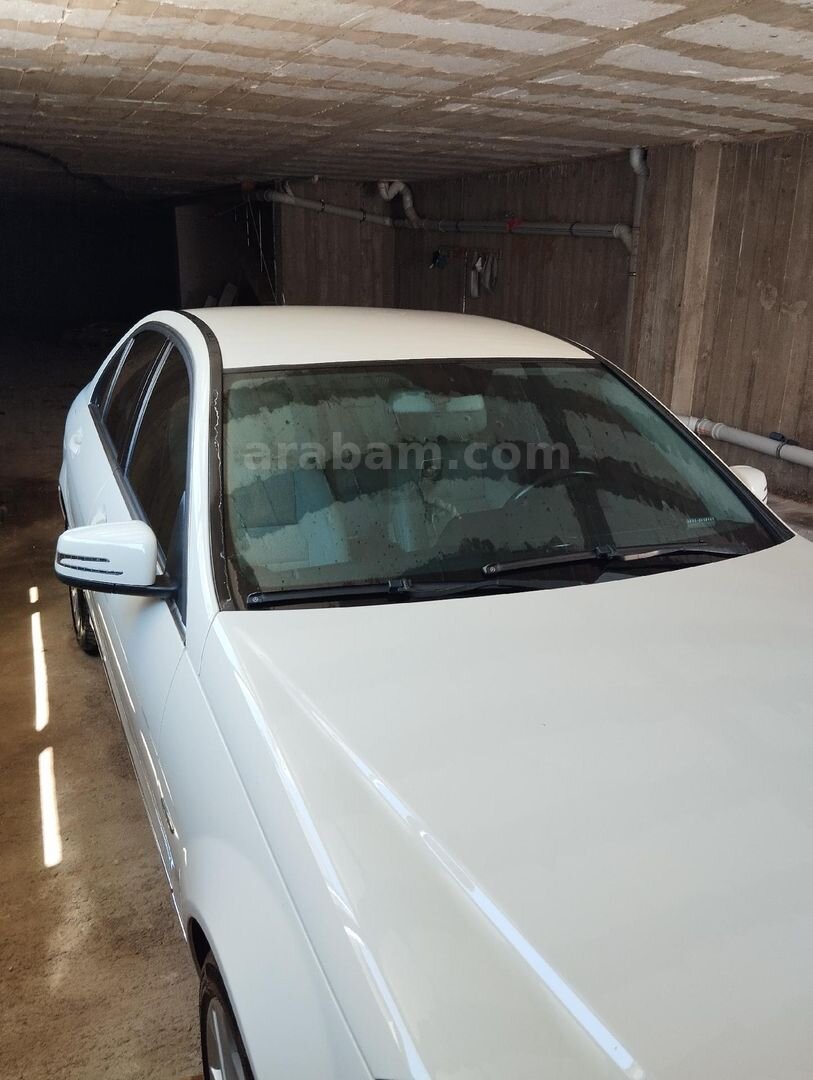 Sahibinden Mercedes - Benz C 180 Kompressor BlueEfficiency Fascination 2011 Model Kocaeli 179.000 km Beyaz 5