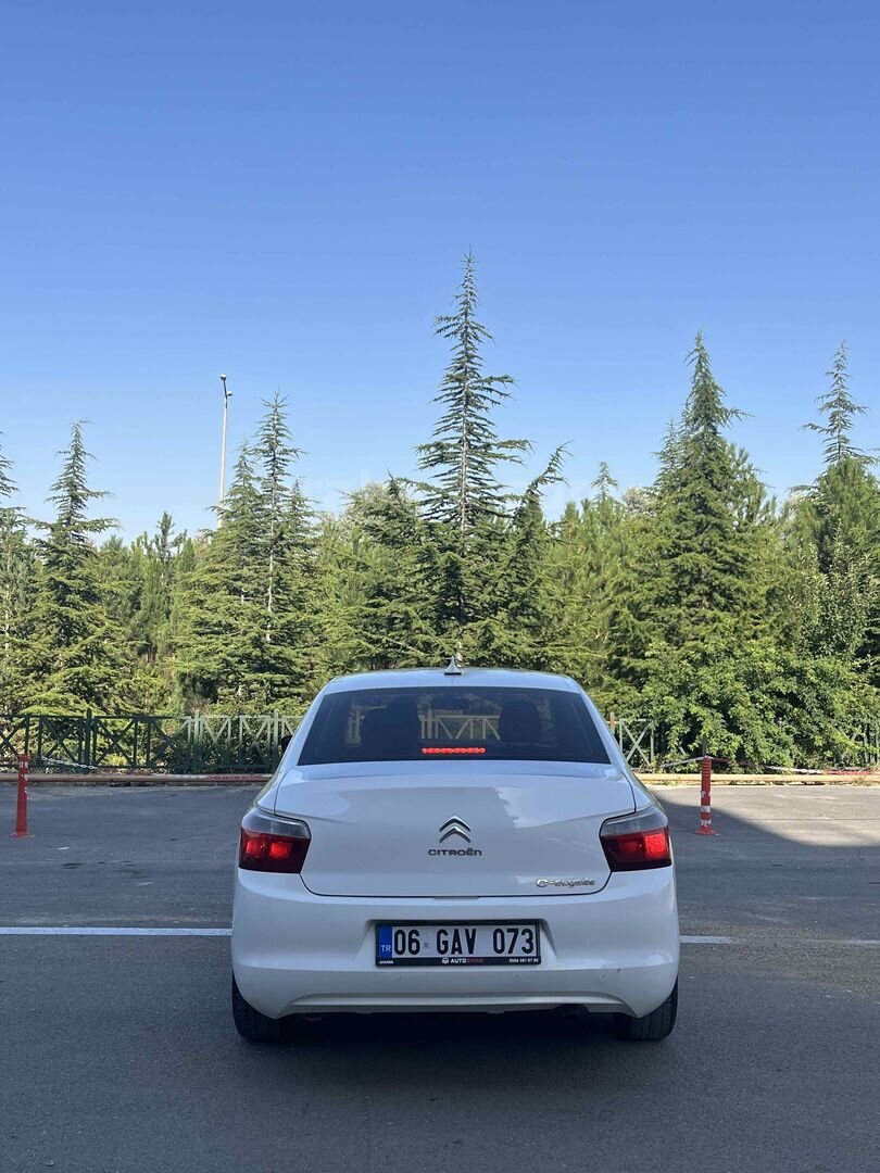 Sahibinden Citroen C-Elysée 1.6 HDi Confort 2015 Model Ankara 290.000 km Beyaz 4