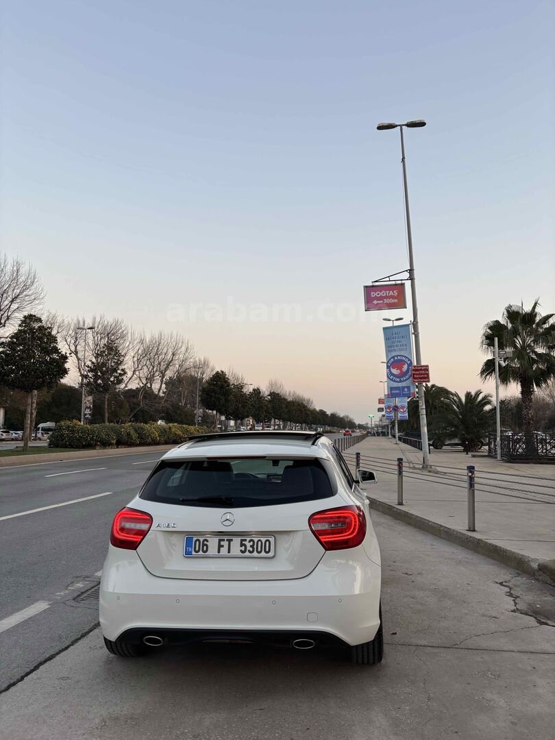 Sahibinden Mercedes - Benz A 180 Urban 2013 Model İstanbul 112.000 km Beyaz 3
