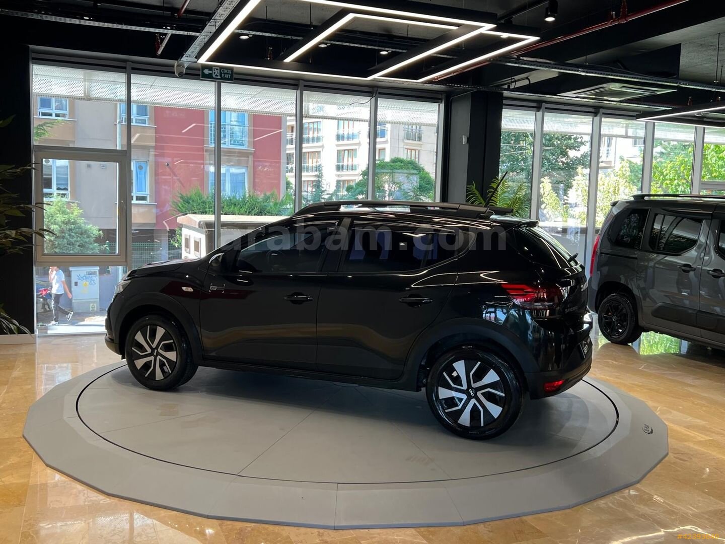 Galeriden Dacia Sandero 1.0 TCe Prestige 2025 Model İstanbul 20.000 km Siyah 5