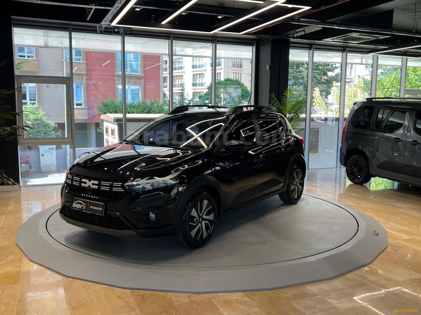 Galeriden Dacia Sandero 1.0 TCe Prestige 2025 Model İstanbul 20.000 km Siyah 1