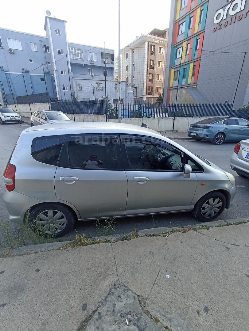Sahibinden Honda Jazz 1.4 LS 2006 Model İstanbul 230.000 km Gri (Gümüş) 5