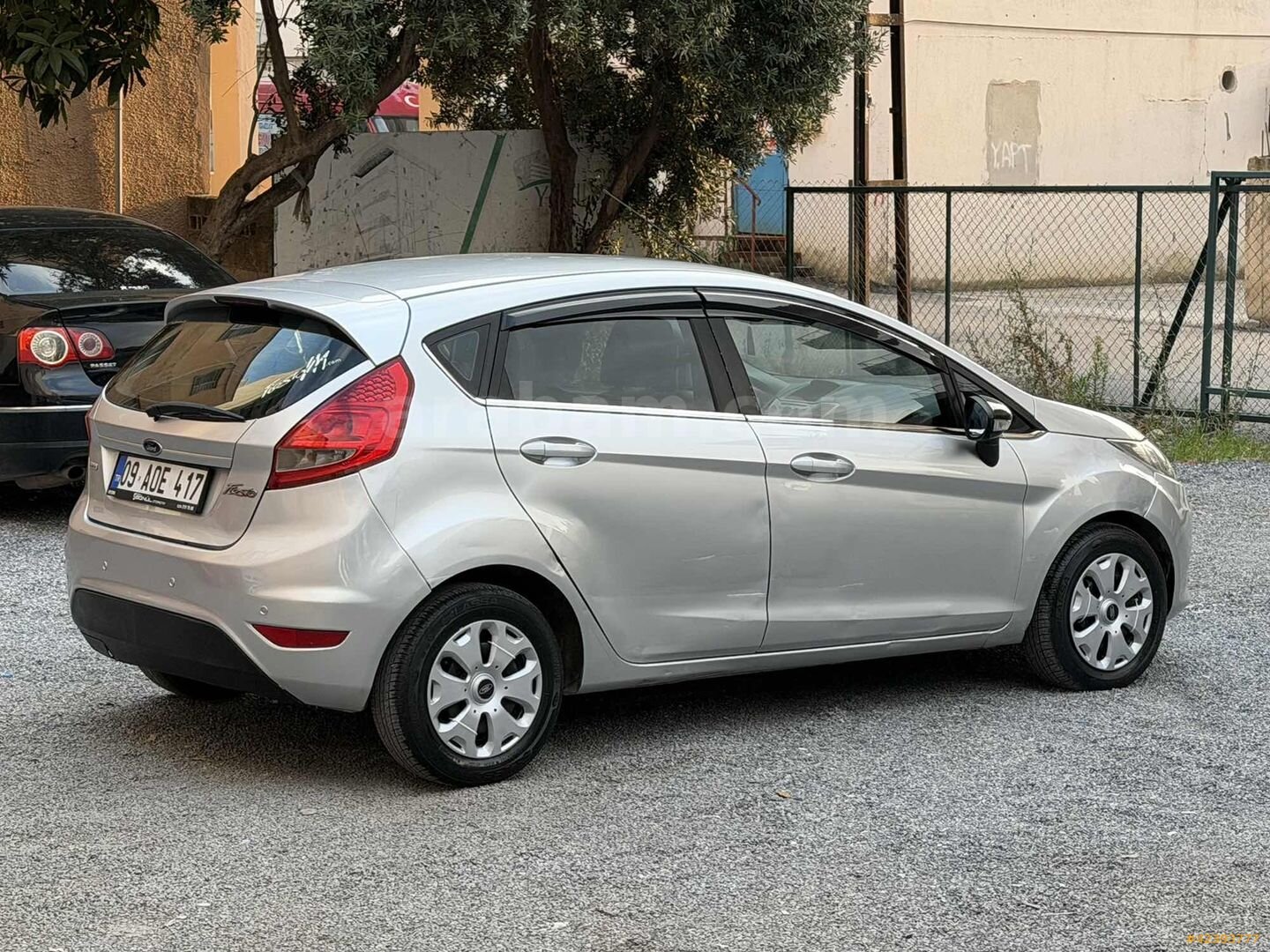 Galeriden Ford Fiesta 1.4 TDCi Trend 2010 Model Hatay 281.000 km Gri 6