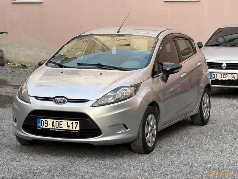 Galeriden Ford Fiesta 1.4 TDCi Trend 2010 Model Hatay 281.000 km Gri