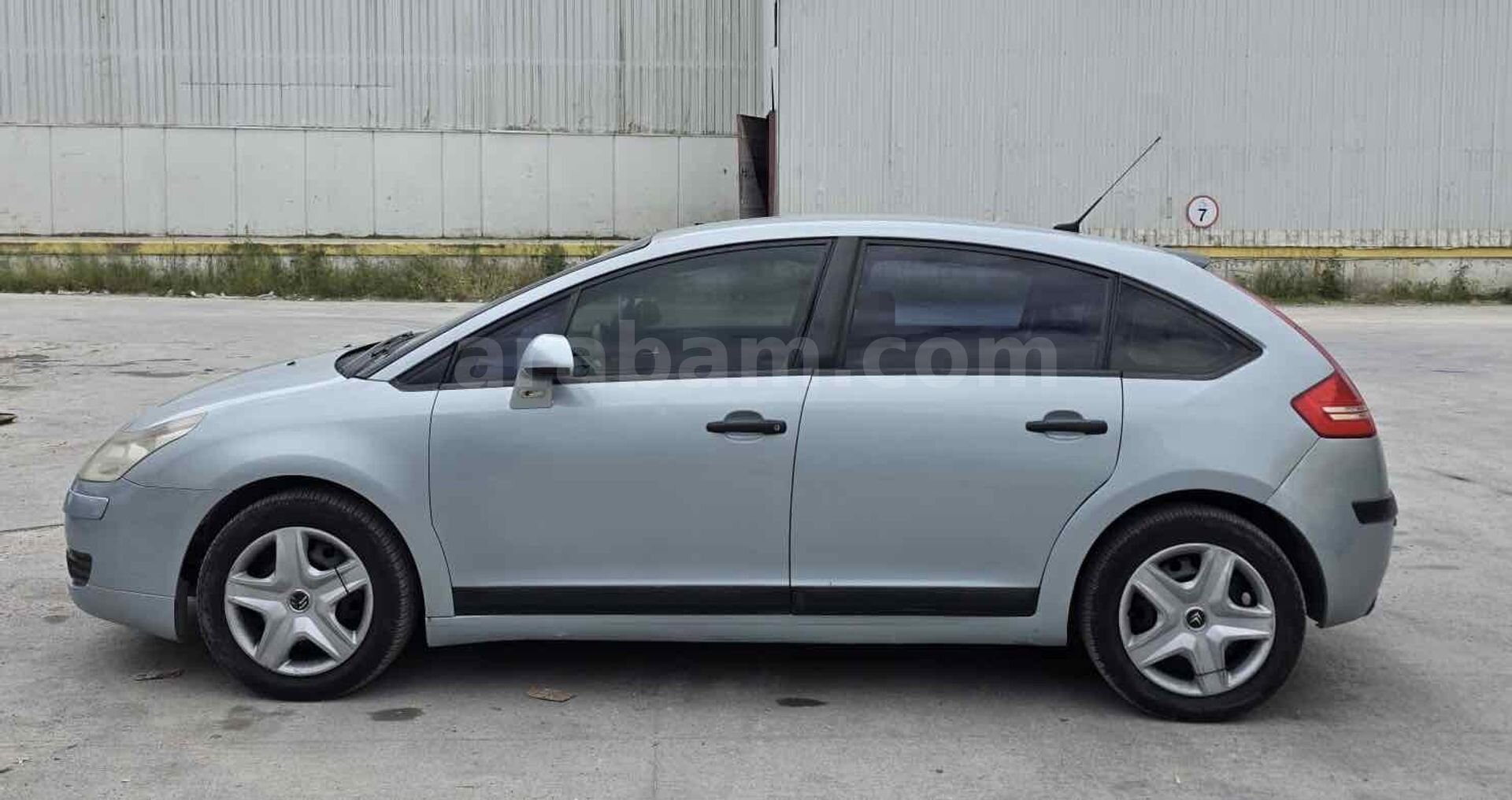 Sahibinden Citroen C4 1.6 SX 2005 Model İstanbul 235.000 km Mavi 4