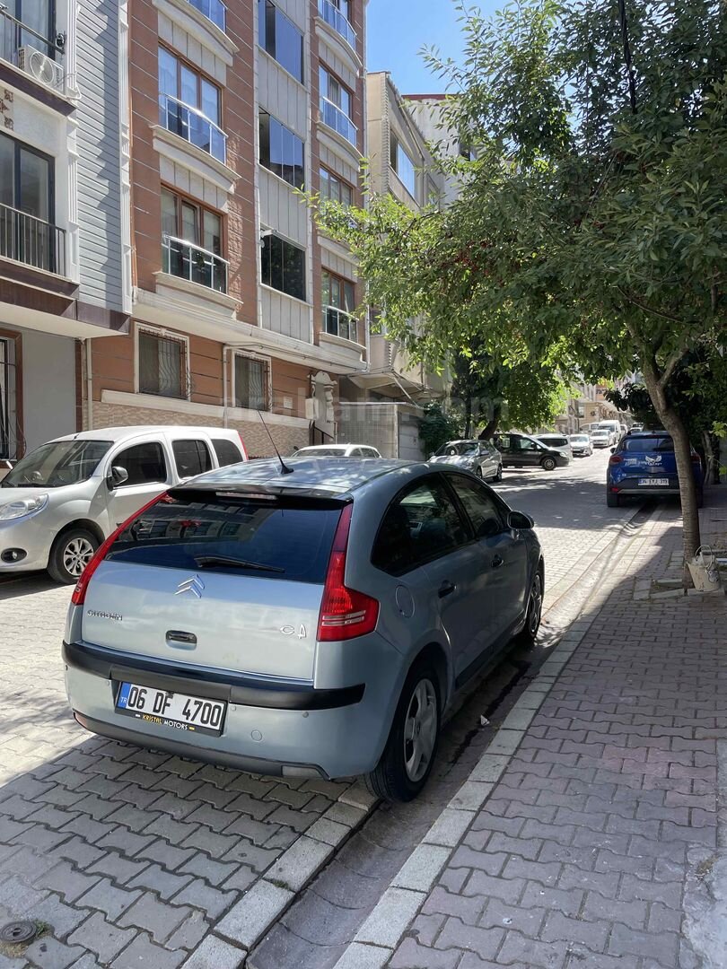Sahibinden Citroen C4 1.6 SX 2005 Model İstanbul 235.000 km Mavi 1