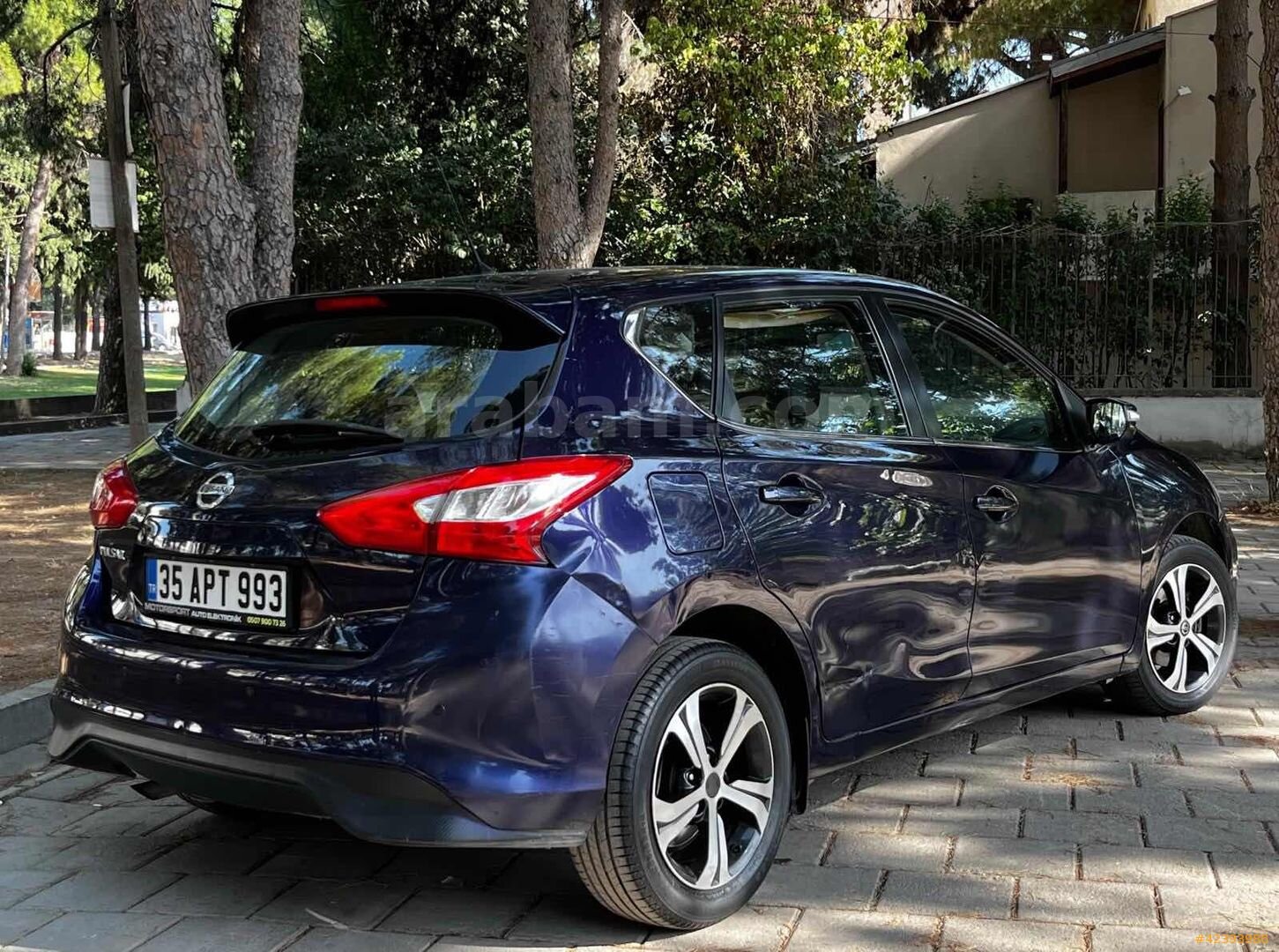 Galeriden Nissan Pulsar 1.2 Tekna 2016 Model İzmir 80.000 km Mavi 4