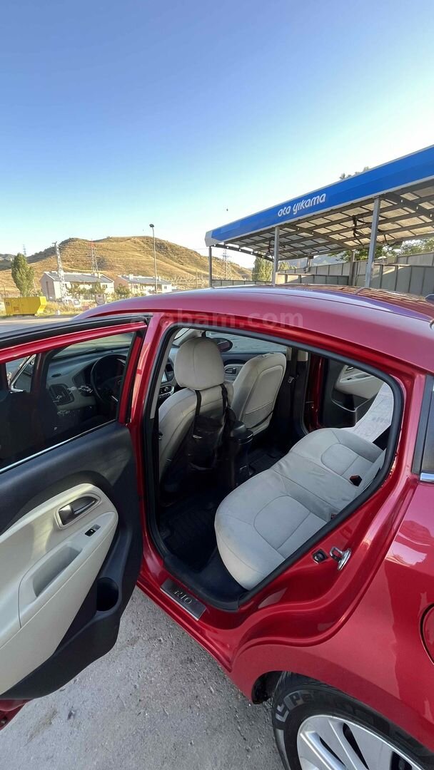 Sahibinden Kia Rio 1.4 CVVT Fancy 2012 Model Erzurum 168.500 km Kırmızı 3