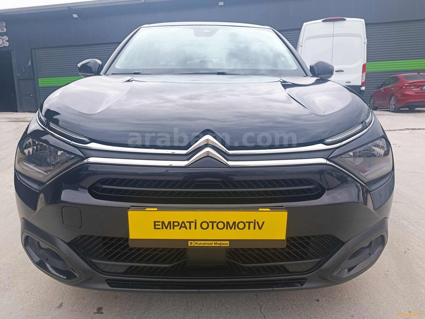 Galeriden Citroen C4 X 1.2 PureTech Feel Bold 2023 Model İzmir 182.000 km Siyah 3