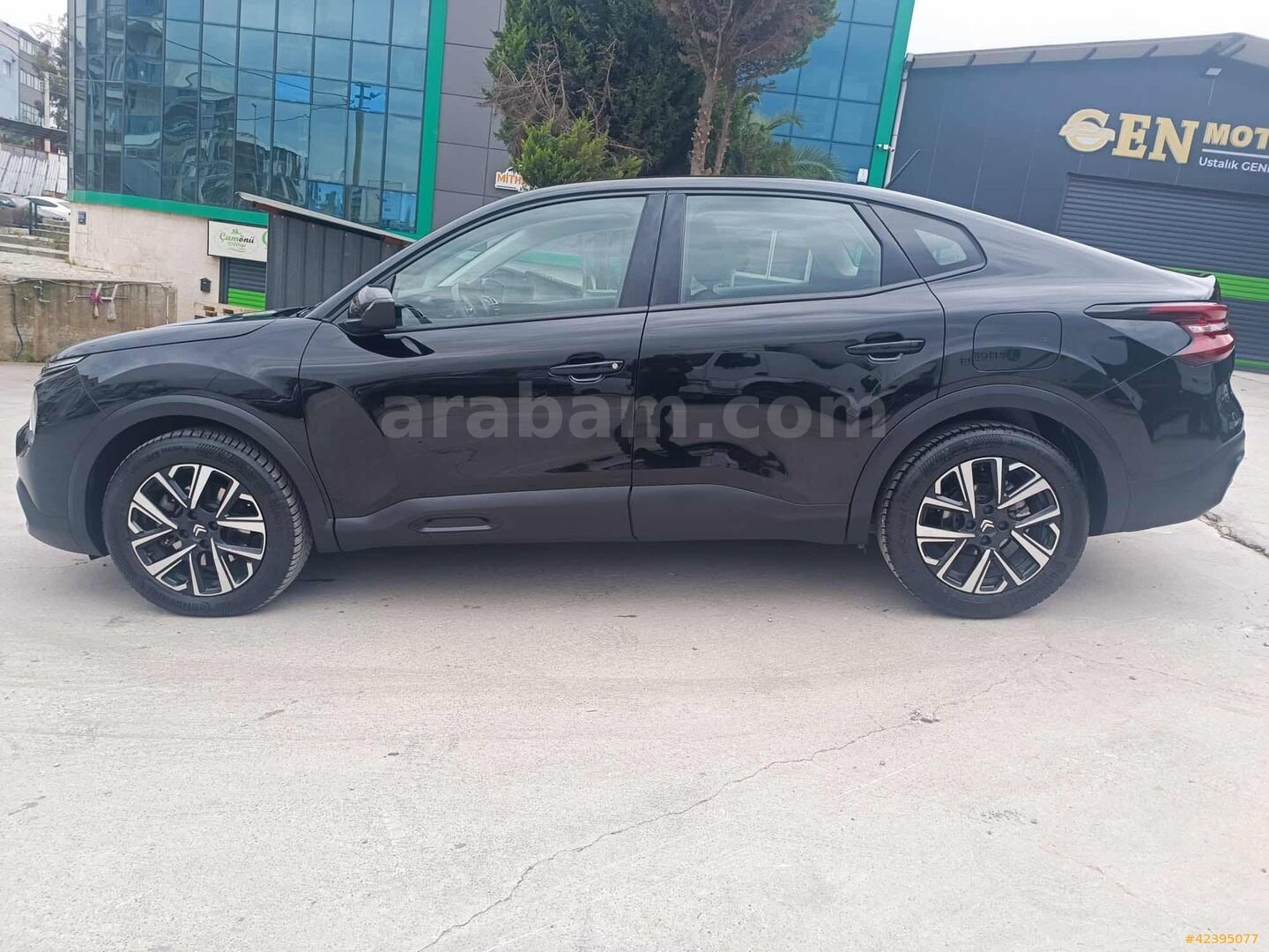 Galeriden Citroen C4 X 1.2 PureTech Feel Bold 2023 Model İzmir 182.000 km Siyah 6