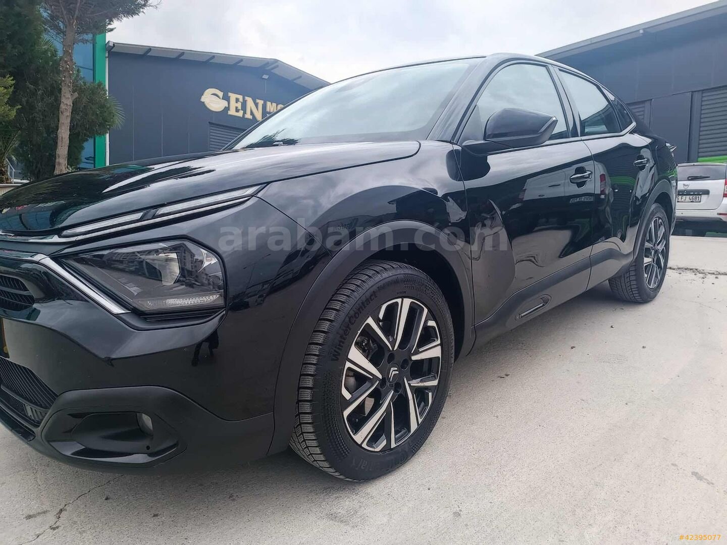Galeriden Citroen C4 X 1.2 PureTech Feel Bold 2023 Model İzmir 182.000 km Siyah 2