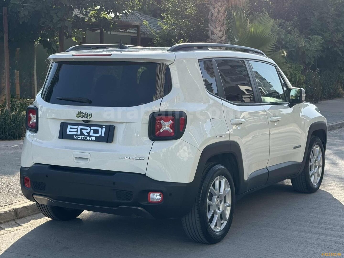 Galeriden Jeep Renegade 1.3 T Limited 2022 Model Antalya 93.250 km Beyaz 3