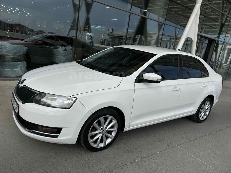 Galeriden Skoda Rapid 1.4 TDI GreenTec Style 2018 Model İstanbul 145.000 km Beyaz