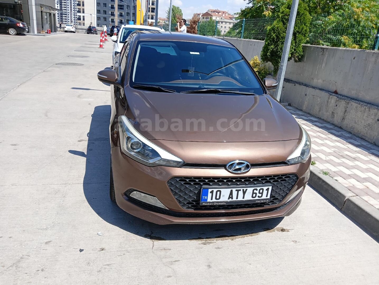 Sahibinden Hyundai i20 1.2 MPI Style 2015 Model Balıkesir 192.000 km Kahverengi 5