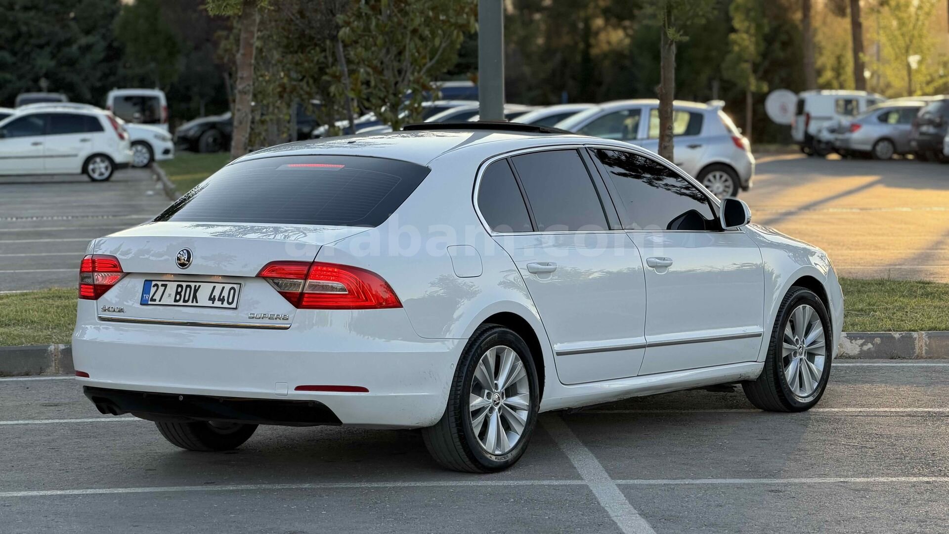 Sahibinden Skoda SuperB 1.6 TDI Prestige 2014 Model Gaziantep 257.000 km Beyaz 4