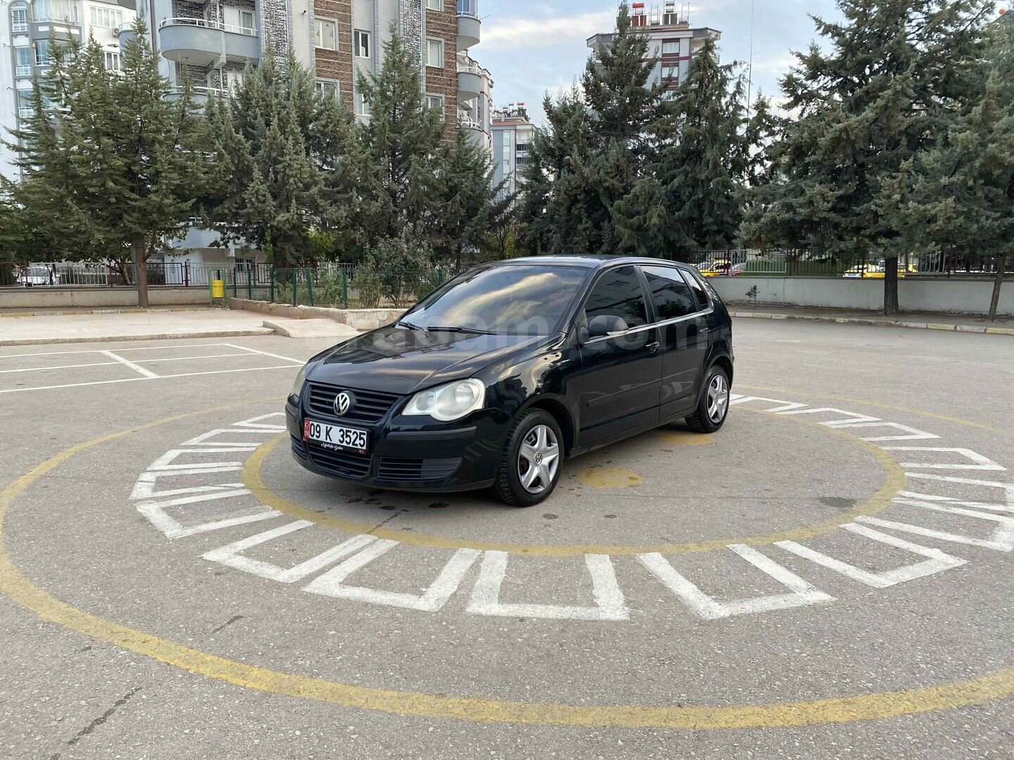 Sahibinden Volkswagen Polo 1.4 Trendline 2009 Model Gaziantep 179.000 km Siyah 1