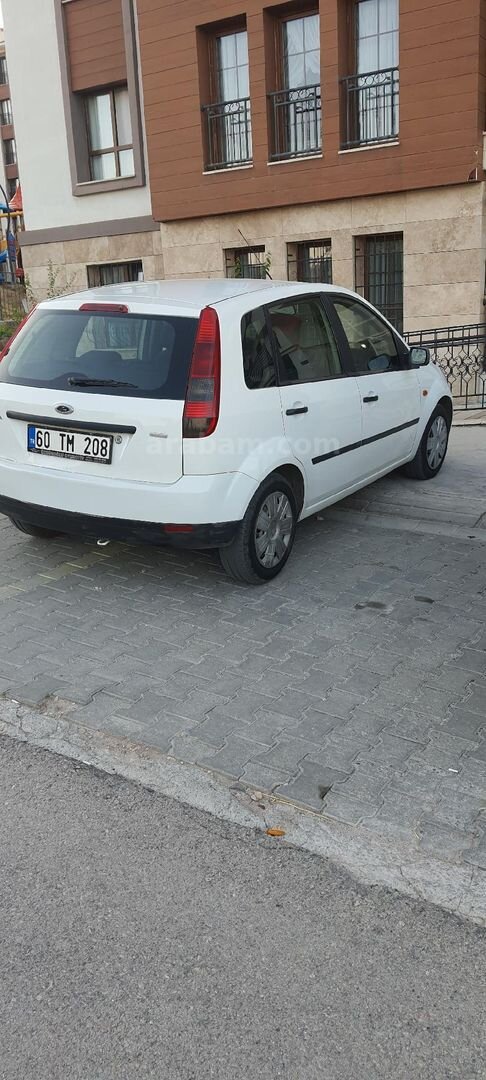 Sahibinden Ford Fiesta 1.4 TDCi Comfort 2006 Model Elazığ 271.000 km Beyaz 7