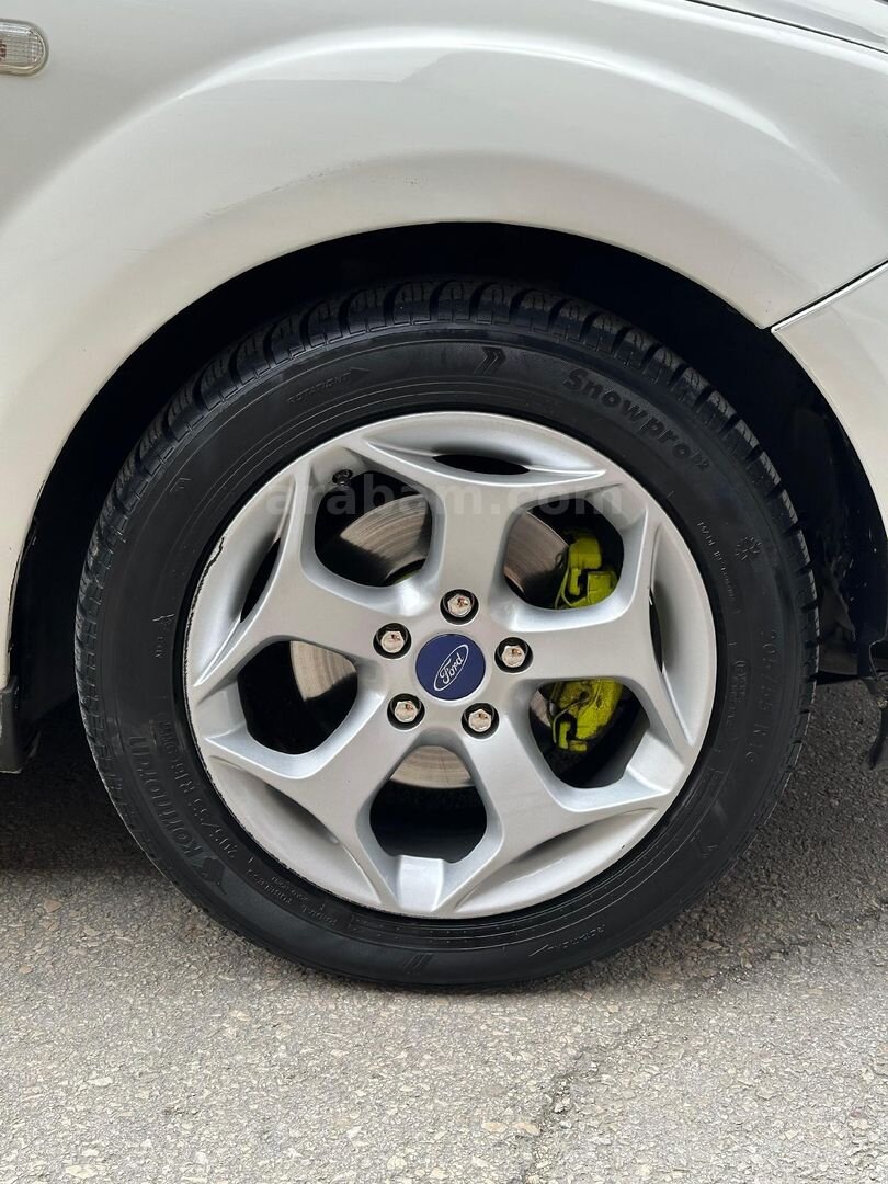 Sahibinden Ford Focus 1.6 TDCi Trend 2006 Model Bursa 210.000 km Beyaz 6