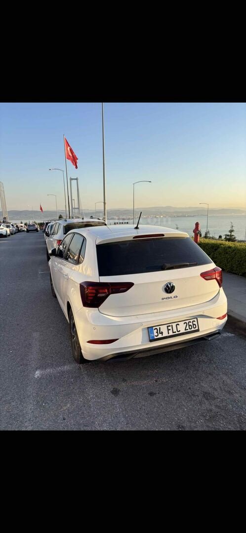 Sahibinden Volkswagen Polo 1.0 TSi Life 2022 Model Antalya 197.000 km Beyaz 3
