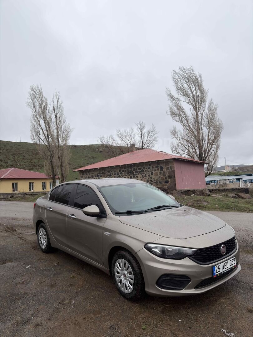 Sahibinden Fiat Egea 1.4 Fire Easy 2020 Model Erzurum 99.000 km Bej 1