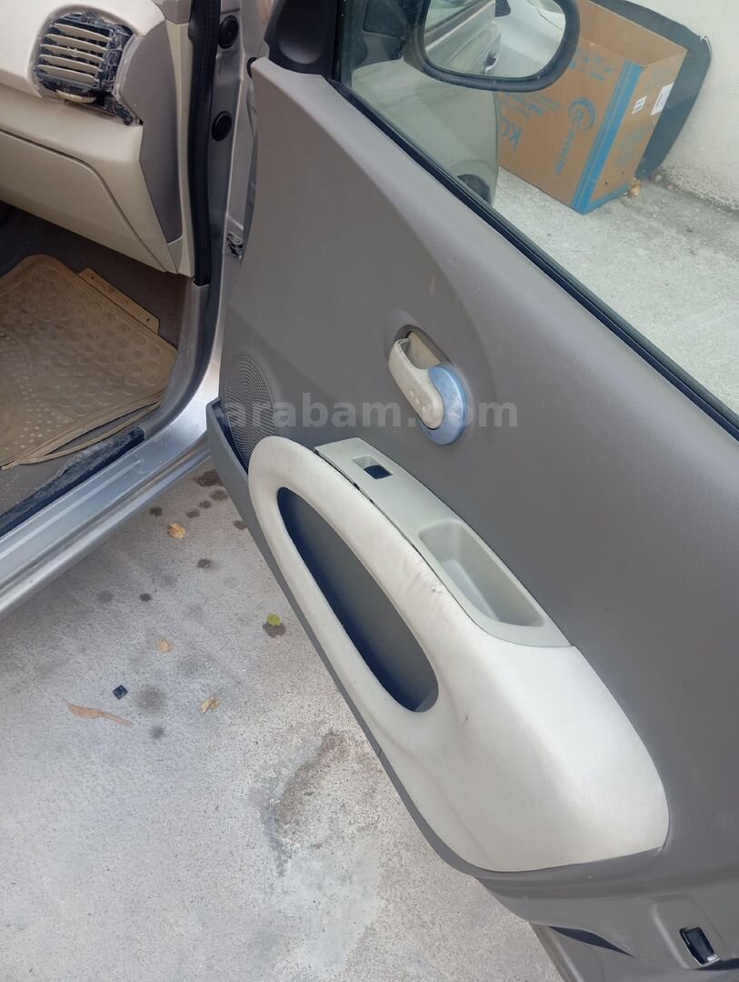 Sahibinden Nissan Micra 1.2 Tekna 2005 Model Adana 152.000 km Gri (Gümüş) 5