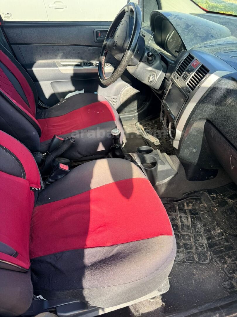 Sahibinden Hyundai Getz 1.3 GLS 2005 Model Aksaray 282.000 km Kırmızı 4