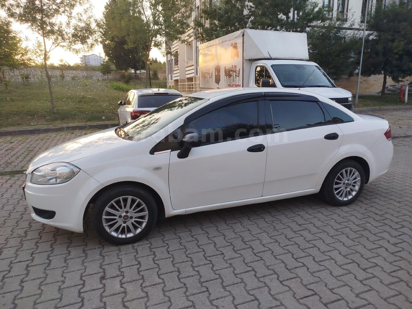 Sahibinden Fiat Linea 1.3 Multijet Active 2008 Model Kocaeli 362.000 km Beyaz 2