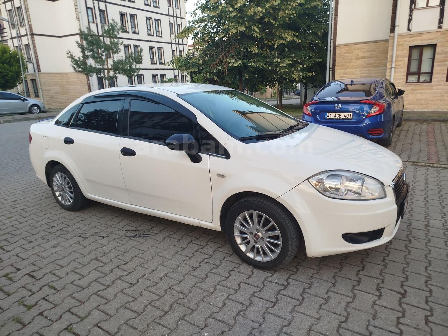 Sahibinden Fiat Linea 1.3 Multijet Active 2008 Model Kocaeli 362.000 km Beyaz 1