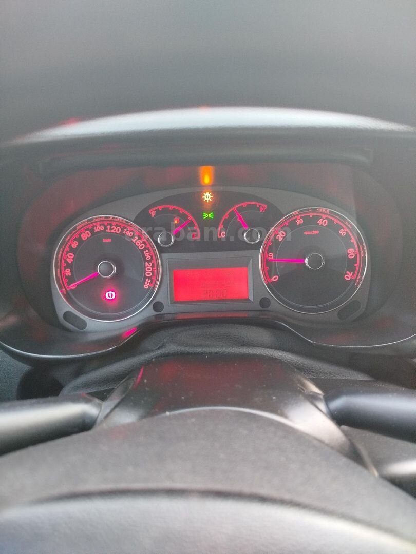 Sahibinden Fiat Linea 1.3 Multijet Active 2008 Model Kocaeli 362.000 km Beyaz 7