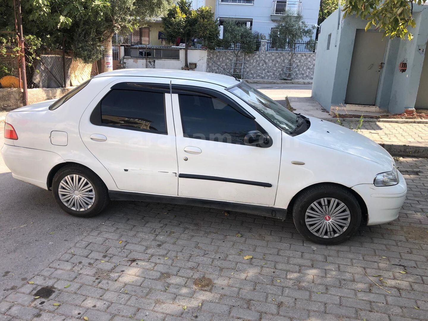 Sahibinden Fiat Albea 1.3 Multijet Active 2005 Model İzmir 335.000 km Beyaz 2