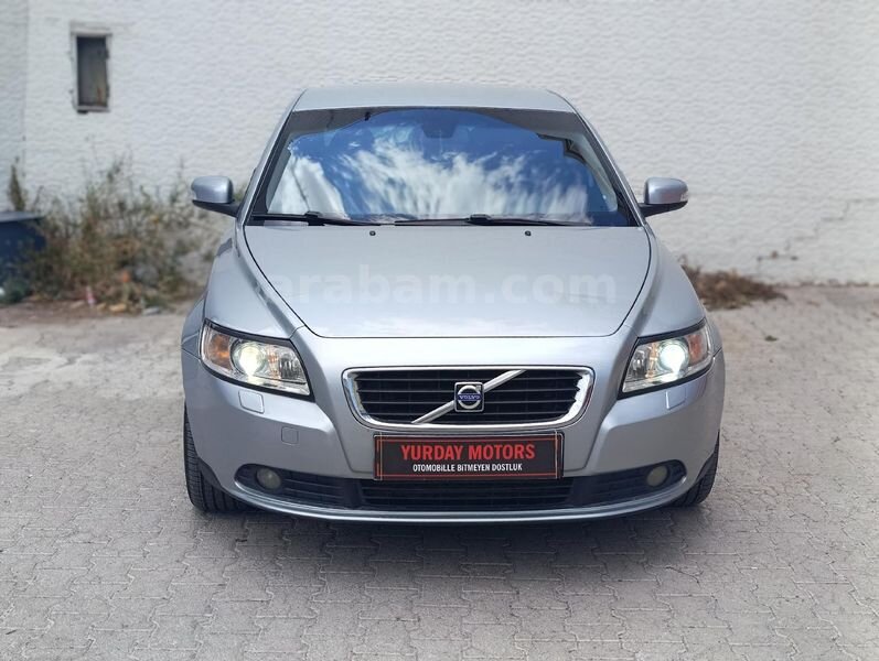 Galeriden Volvo S40 1.6 D Premium 2009 Model İzmir 130.500 km Gri (Gümüş)