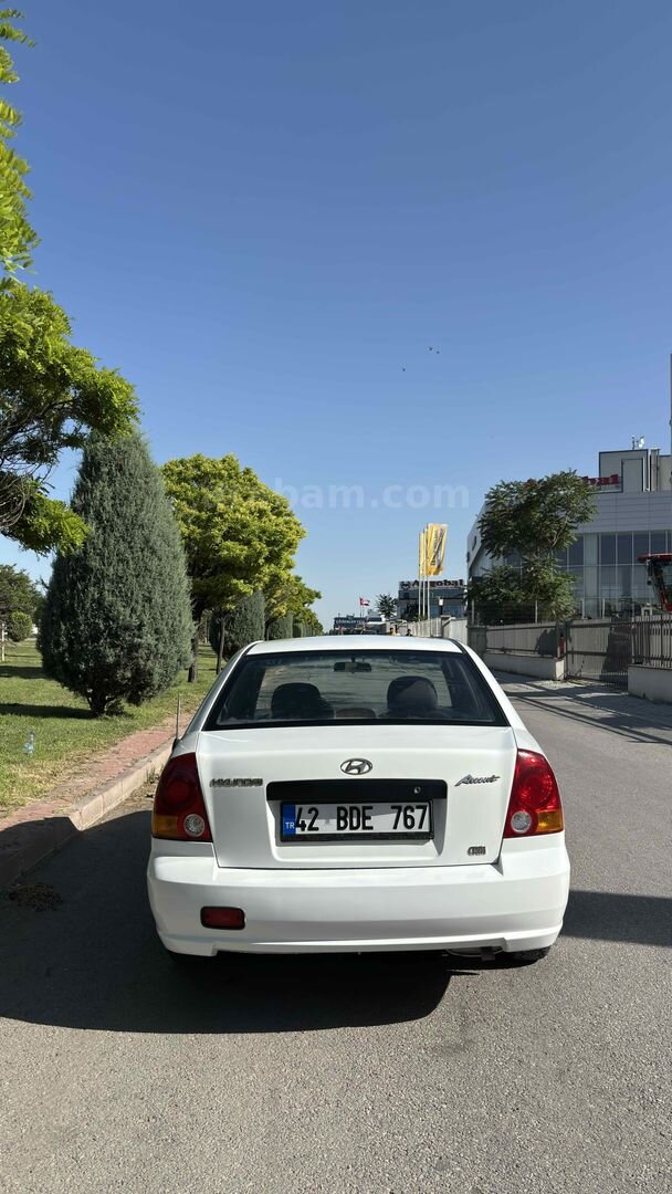 Sahibinden Hyundai Accent 1.5 CRDi Admire 2006 Model Konya 298.000 km Beyaz 6